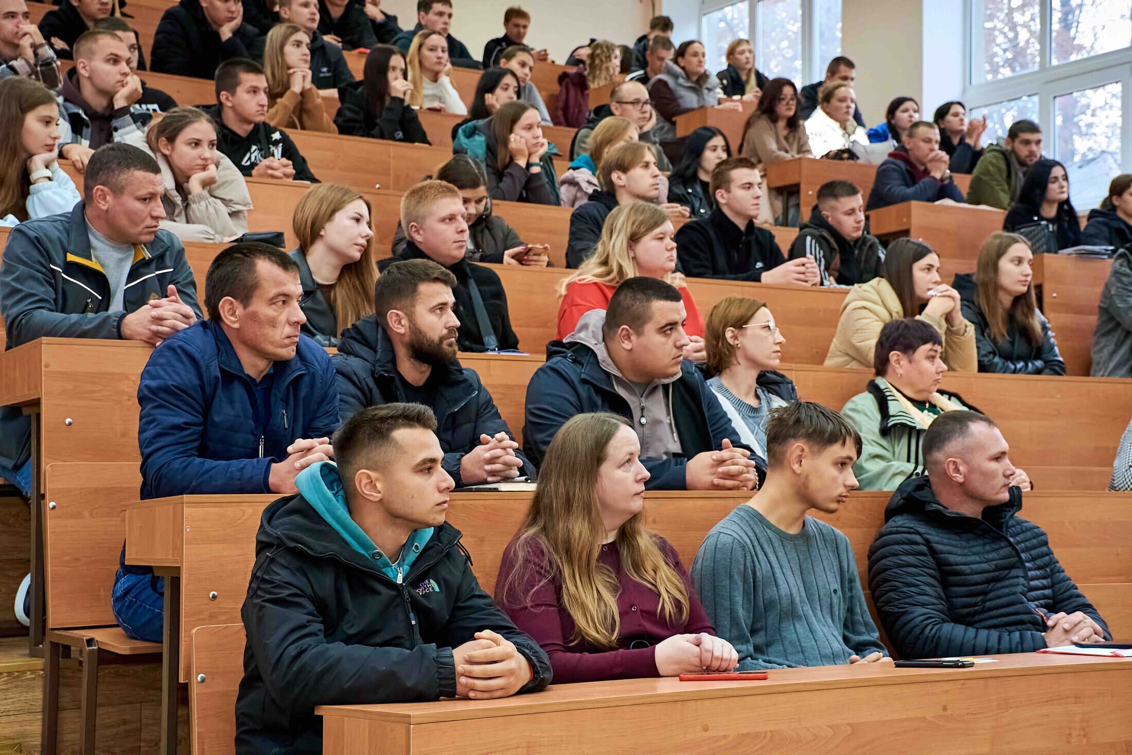 Студенти на заході групи компаній DYKUN